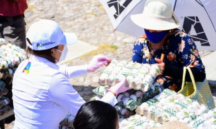 TERE JIMÉNEZ ESTUVO DE VISITA EN COMUNIDADES RURALES PARA ENTREGAR APOYOS
