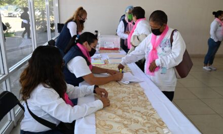 DIF MUNICIPAL RECONOCE LA LABOR DE COORDINADORES DE CLUBES DE ADULTOS MAYORES