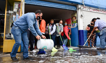ARRANCA MUNICIPIO LIMPIEZA INTEGRAL EN MERCADOS MUNICIPALES