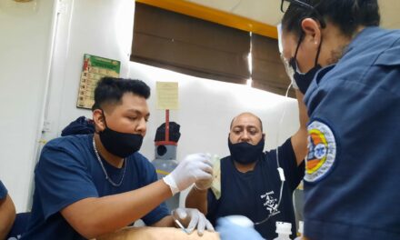 CAPACITAN A BOMBEROS DEL MUNICIPIO DE AGUASCALIENTES EN ATENCIÓN PREHOSPITALARIA
