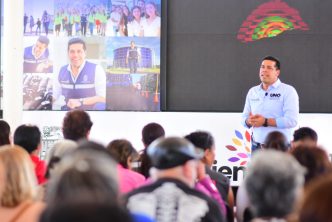LEONARDO MONTAÑEZ PRESENTÓ INFORME DE ACTIVIDADES EN EL FRACCIONAMIENTO REAL DEL SOL