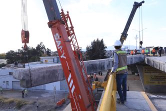 REPORTA MUNICIPIO FAVORABLE AVANCE DE RETIRO DE TRABES EN EL PUENTE VEHICULAR DEL FRACCIONAMIENTO MÉXICO
