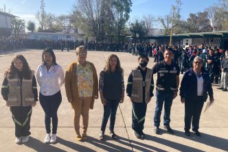 ALUMNOS DE LA ESCUELA “DERECHOS HUMANOS” SE SUMAN COMO INSPECTORES HONORARIOS AL PROGRAMA MUNICIPAL “YO RECICLO”