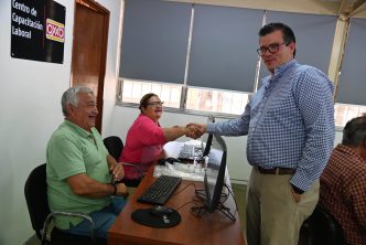 CAPACITA DIF MUNICIPAL A ADULTOS MAYORES EN TECNOLOGÍAS DIGITALES