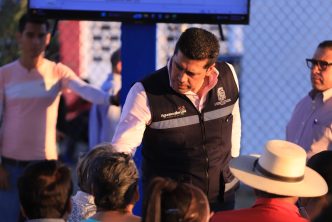 SOSTIENE LEO MONTAÑEZ ENCUENTRO CON VECINOS DE LA COLONIA SOBERANA CONVENCIÓN
