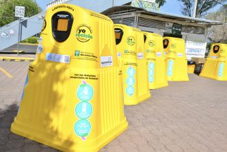 RECIBE MUNICIPIO DE AGUASCALIENTES CONTENEDORES TIPO IGLÚ PARA RECICLAJE DE ENVASES TETRA PAK