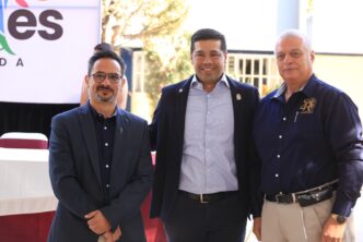 ENCABEZA LEO MONTAÑEZ 40 ANIVERSARIO DEL CBTIS 168