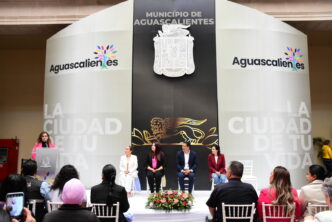 CONMEMORA MUNICIPIO EL DÍA MUNDIAL CONTRA EL CÁNCER DE MAMA CON ENTREGA DE PRÓTESIS MAMARIAS