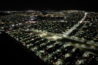 CREA LEO MONTAÑEZ UNA CIUDAD MEJOR ILUMINADA CON LA INSTALACIÓN DE 31 PASOS SEGUROS