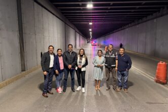 TRABAJA MUNICIPIO EN MEJORAR ILUMINACIÓN DE BAJO PUENTES PARA SEGURIDAD DE TODOS