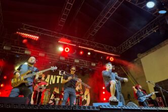 ESPECTACULAR PRESENTACIÓN DE LA SANTÍSIMA VOLADORA EN EL CORREDOR CULTURAL CARRANZA
