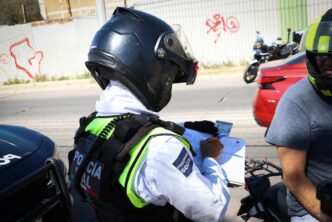CONTINÚA POLICÍA MUNICIPAL CON OPERATIVOS DE SEGURIDAD VIAL