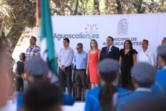 RECONOCE JOSÉ JUAN SÁNCHEZ BARBA A ESTUDIANTES DESTACADOS DE PRIMARIA