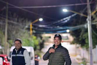 SUPERVISA LEO MONTAÑEZ MEJORAS DE ALUMBRADO, OBRAS DEPORTIVAS, RECREATIVAS Y MANTENIMIENTO DE PUENTES