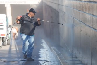 LLEVÓ A CABO MUNICIPIO MEGA OPERATIVOS DE LIMPIEZA EN PASOS A DESNIVEL