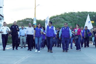 SE REÚNE LEO MONTAÑEZ CON VECINOS DEL FRACCIONAMIENTO LA FLORIDA I