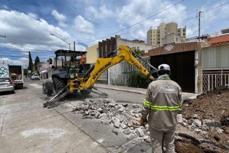 MIAA ADQUIERE NUEVA MÁQUINA RETROEXCAVADORA PARA EFICIENTAR TRABAJOS DE REPARACIÓN