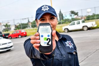 REFUERZA POLICÍA VIAL OPERATIVO ALCOHOLÍMETRO EN TRANSPORTE PÚBLICO 