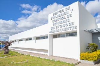 VISITA LEO MONTAÑEZ INSTALACIONES DEL CENTRO DE CONTROL Y CONFIANZA DE AGUASCALIENTES
