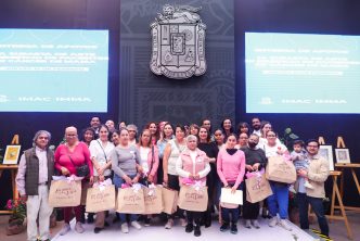 ENCABEZA LEO MONTAÑEZ ENTREGA DE APOYOS A MUJERES A TRAVÉS DEL PROGRAMA «EN AMOR A TU VIDA»