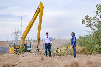 SUPERVISA LEO MONTAÑEZ TRABAJOS DE LIMPIEZA EN EL ARROYO DE LOS ARELLANO PARA PREVENIR RIESGOS EN TEMPORADA DE LLUVIAS